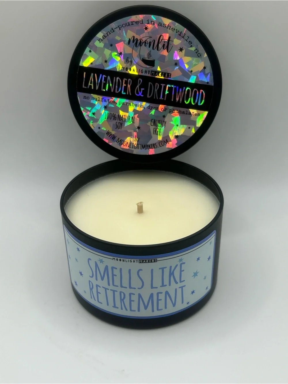 “Smells Like Retirement” Lavender & Driftwood Scented Candle 🕯️